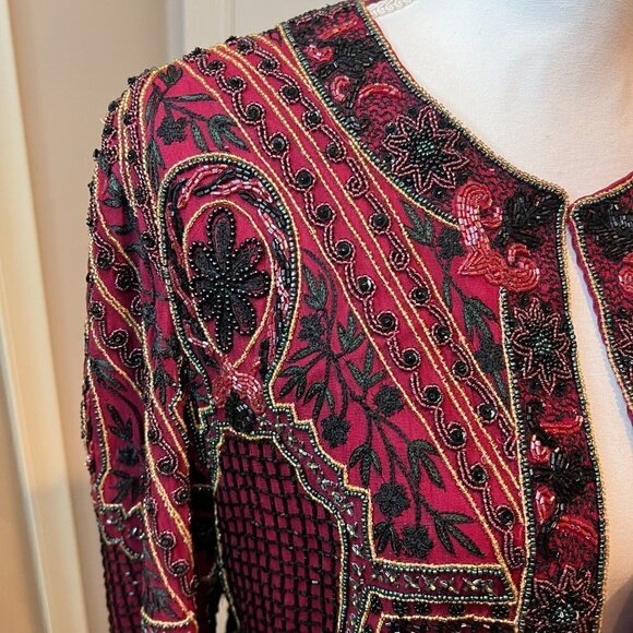Vintage Niteline by Della Roufogali Red Silk Beaded jacket, Size Medium - Picture 3 of 14